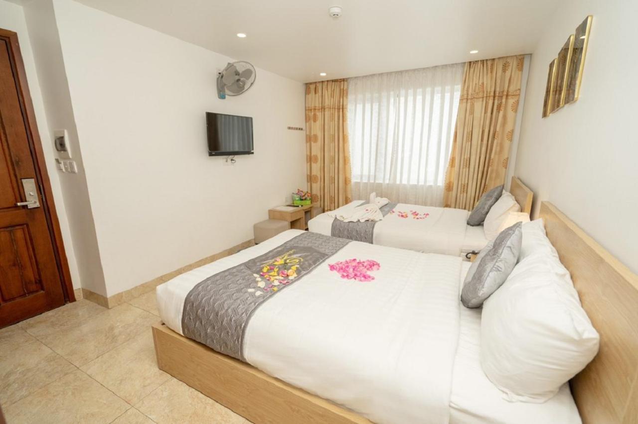 Gold Summer 2 Hotel Da Nang Buitenkant foto